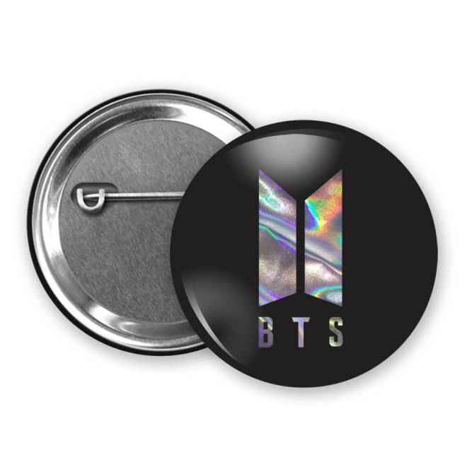 przypinka_holo_bts